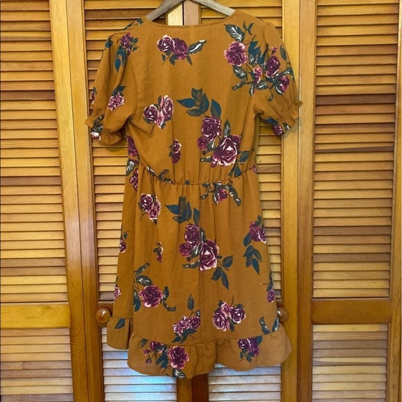 Xhilaration Short Sleeve Floral Dress Mustard - Picture 2 of 5